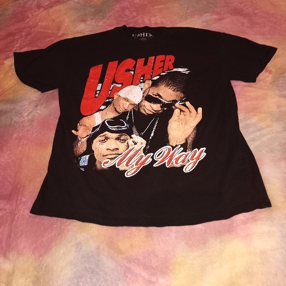 Usher Tops - Small Usher Black Early 2000s Y2K Rap Tee